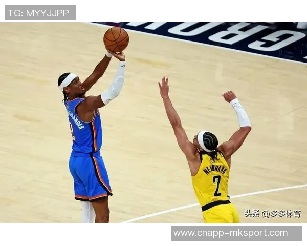 戈登状态火热半场完美表现砍下14分外加3篮板1助攻助力球队奋勇争先