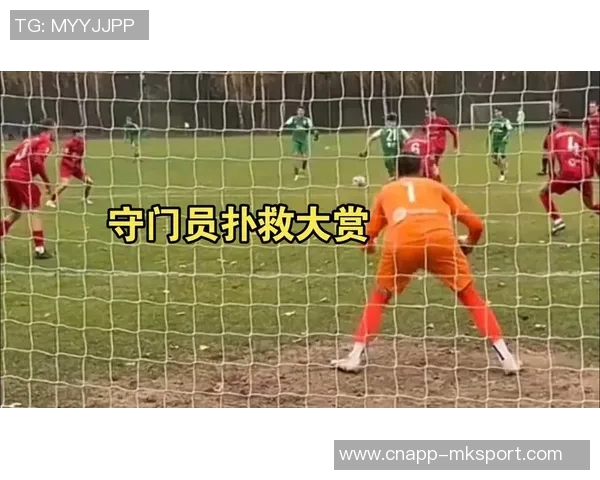 拉亚飞身扑救荣膺英超12月最佳扑救展现惊人反应能力