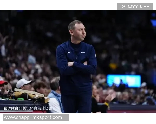 阿德尔曼赞穆雷状态出色并对其休赛期组织训练表示欣慰 阿德尔曼赞穆雷状态出色并对其休赛期组织训练表示欣慰